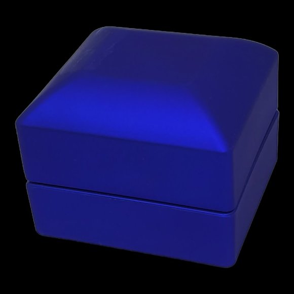 LED Lighted Engagement Ring Box. Sapphire Blue - Black Velvet - Picture 3 of 9